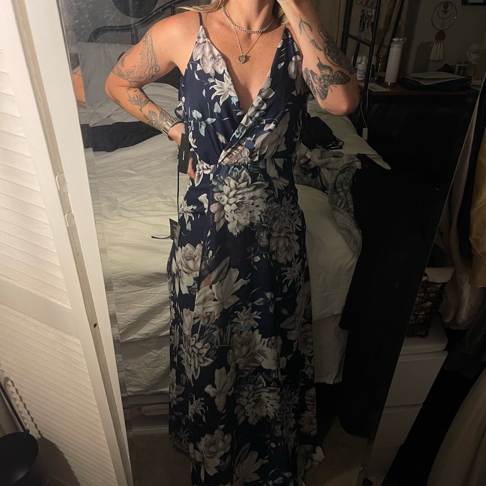 NWT LuLu’s Navy Blue Vacation Dress